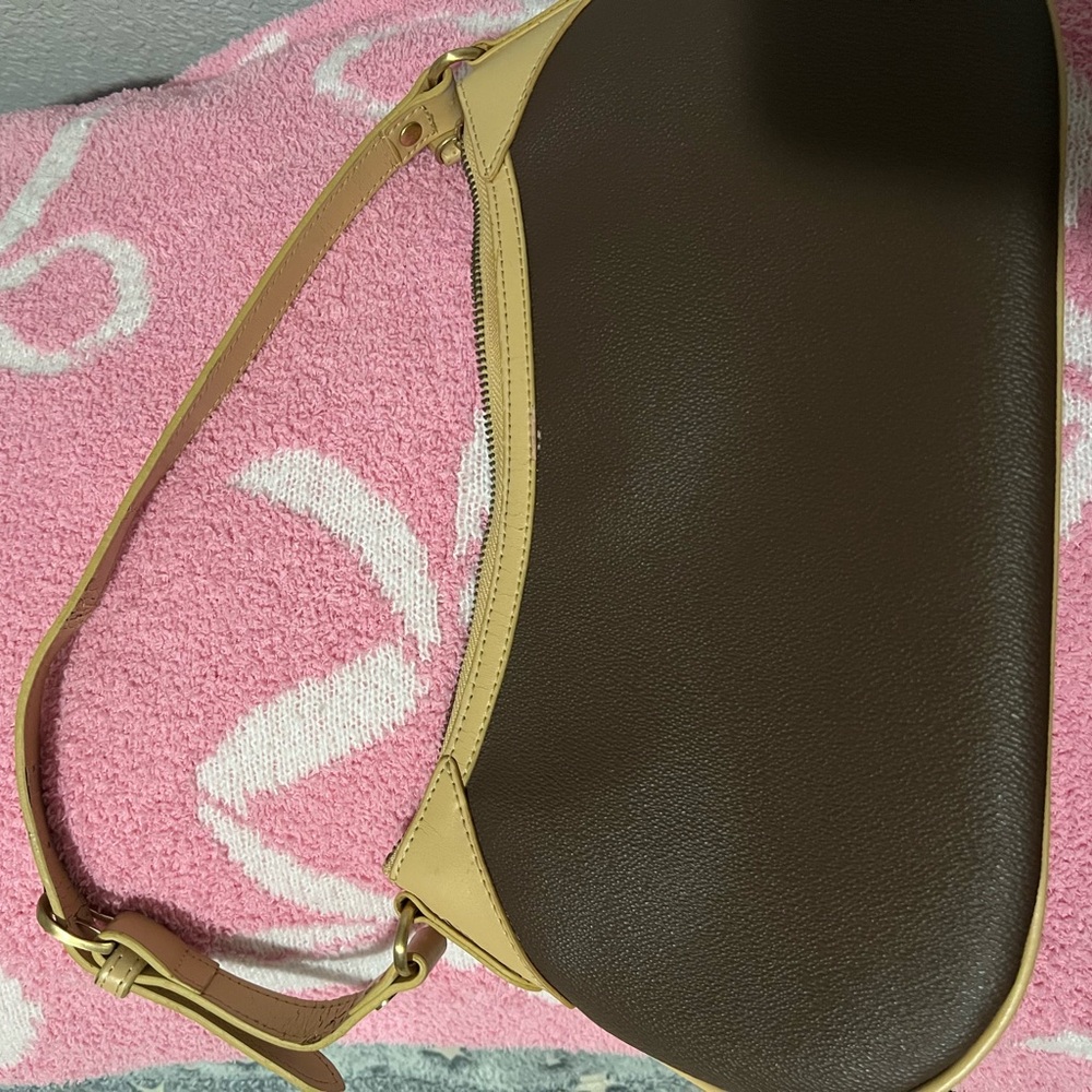 Elegant Brown and Tan Shoulder Bag
